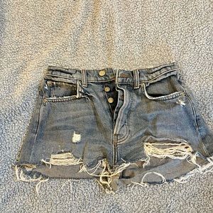 Reformation Size 24 shorts - like new!